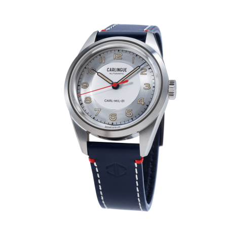 Carlingue Military, boîtier en acier, cadran gris et aiguille des secondes rouge.