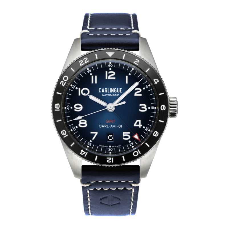Montre Française Carlingue Aviation 01 CT-002-C, cadran noir et bleu, lunette noire et bracelet en cuir bleu.