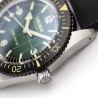 Lunette noire de montre Carlingue en acier 316L. Lunette tournante unidirectionnelle et aiguille lollipop.