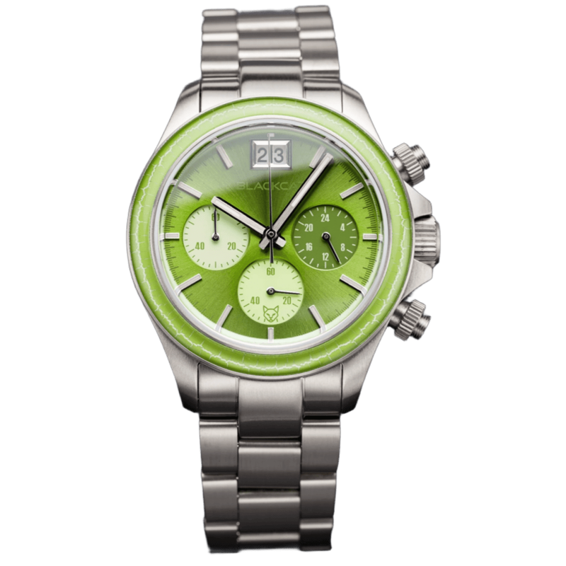 Montre de sport Blackcat Shura Green avec boîtier et bracelet en titane.