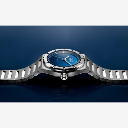 Montre de sport  Suisse en acier.